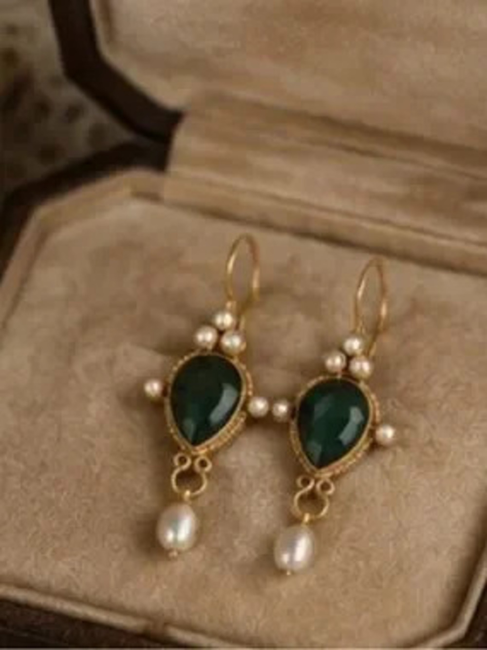 Vintage Maison Emerald Pearl Drop Earrings